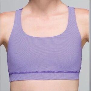 LULULEMON | Energy Sports Bra Wee Stripe Bruised Berry/Cool Breeze Women’s 4